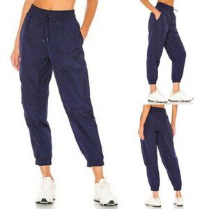 Nike Sportswear City Ready Woven Jogger Long Pull On Pants Navy Blue Size Small